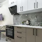 панорамний вид моря дві спальнi та зала 0522 Apartmán