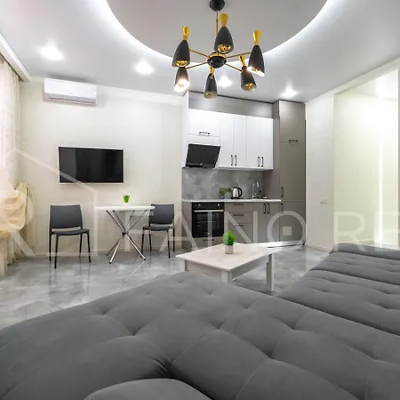 панорамний вид моря дві спальнi та зала 0522 Odessa