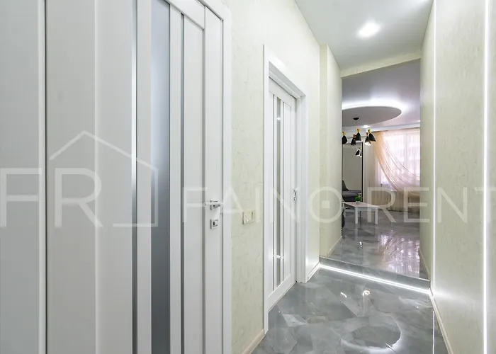 панорамний вид моря дві спальнi та зала 0522 * Odessza