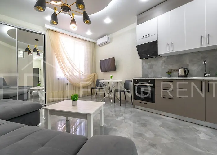 Apartman панорамний вид моря дві спальнi та зала 0522 *