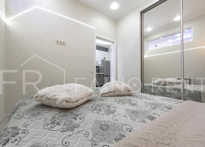 Apartman панорамний вид моря дві спальнi та зала 0522 Odessza