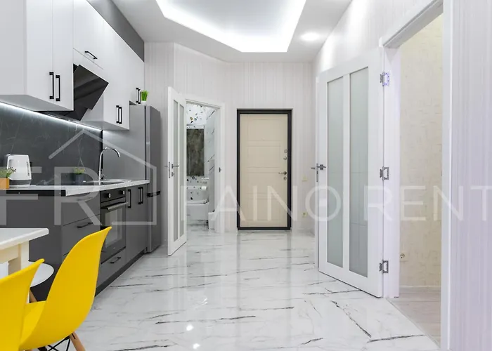 панорамний вид моря дві спальнi та зала 0522 * أوديسا