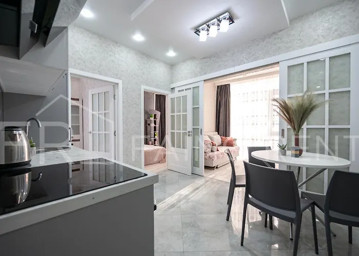 Apartman панорамний вид моря дві спальнi та зала 0522 Odessza