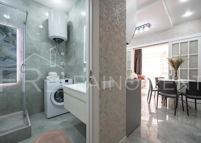 панорамний вид моря дві спальнi та зала 0522 Apartman Odessza