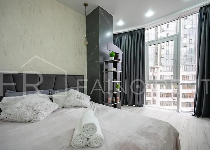 панорамний вид моря дві спальнi та зала 0522 Apartman Odessza