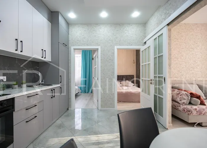 панорамний вид моря дві спальнi та зала 0522 * Odessza