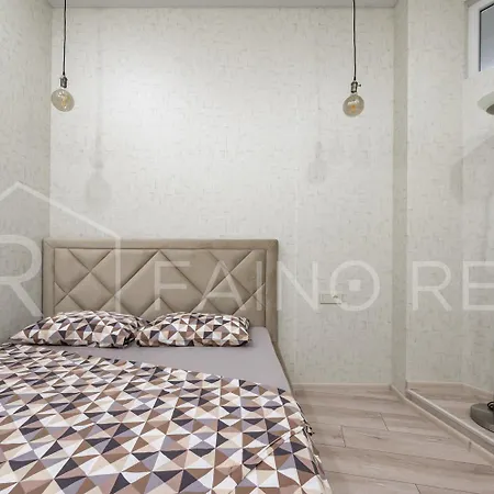 Apartment панорамний вид моря дві спальнi та зала 0522 Odesa