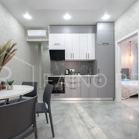 панорамний вид моря дві спальнi та зала 0522 Apartment *