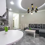 Appartamento панорамний вид моря дві спальнi та зала 0522 Odessa