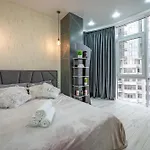 Appartamento панорамний вид моря дві спальнi та зала 0522