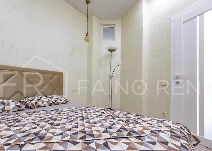 Appartement панорамний вид моря дві спальнi та зала 0522