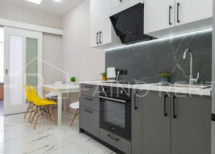 панорамний вид моря дві спальнi та зала 0522 Appartement Odessa