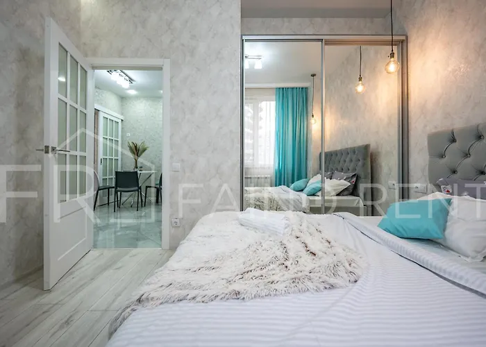 панорамний вид моря дві спальнi та зала 0522 Appartement *